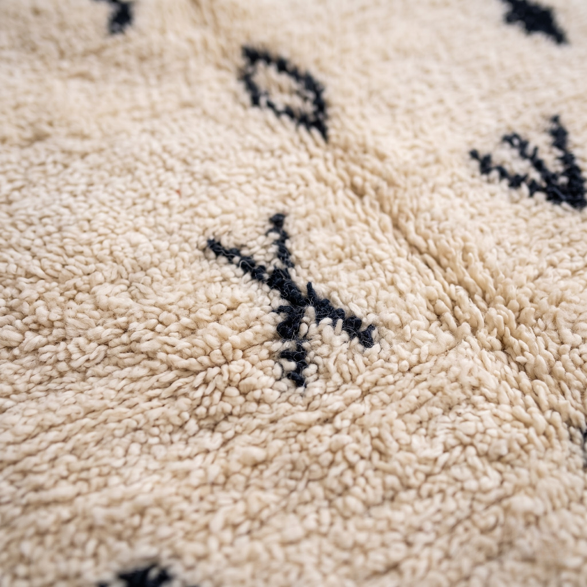 Authentic Moroccan Beni Ourain Wool Rug | Minimalist Tribal Berber Carpet from the Atlas Mountains