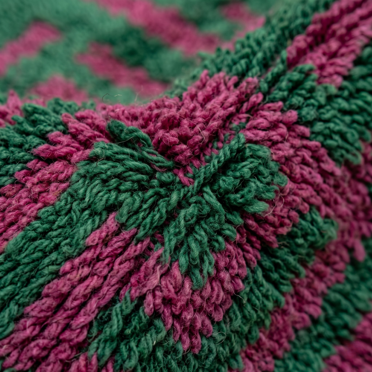 Handmade Moroccan Wool Rug Boujaad / Azilal Style | Emerald Green & Magenta Geometric Maze Atlas Carpet